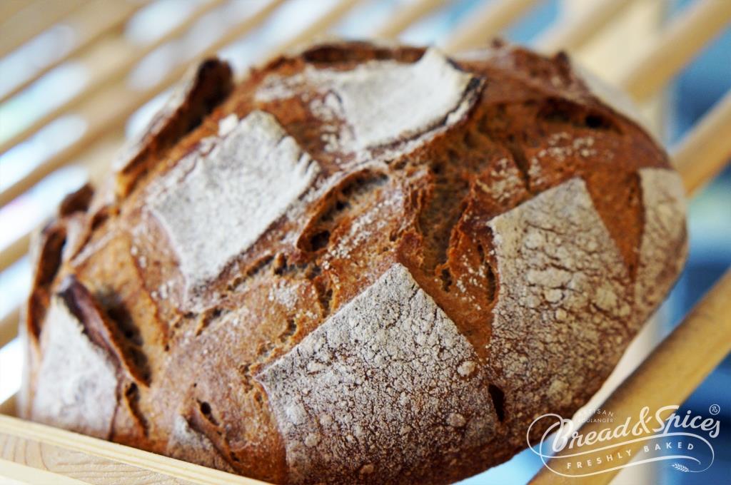 BreadandSpices_S1_Paine_PainRustique_secara,maia.sare,drojdie