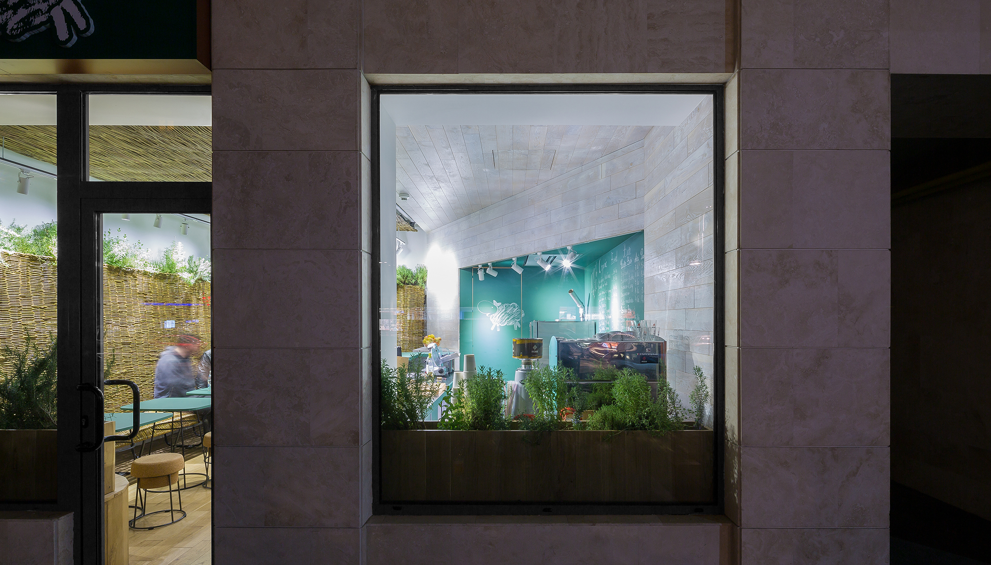 Pukka Tukka restaurant 2