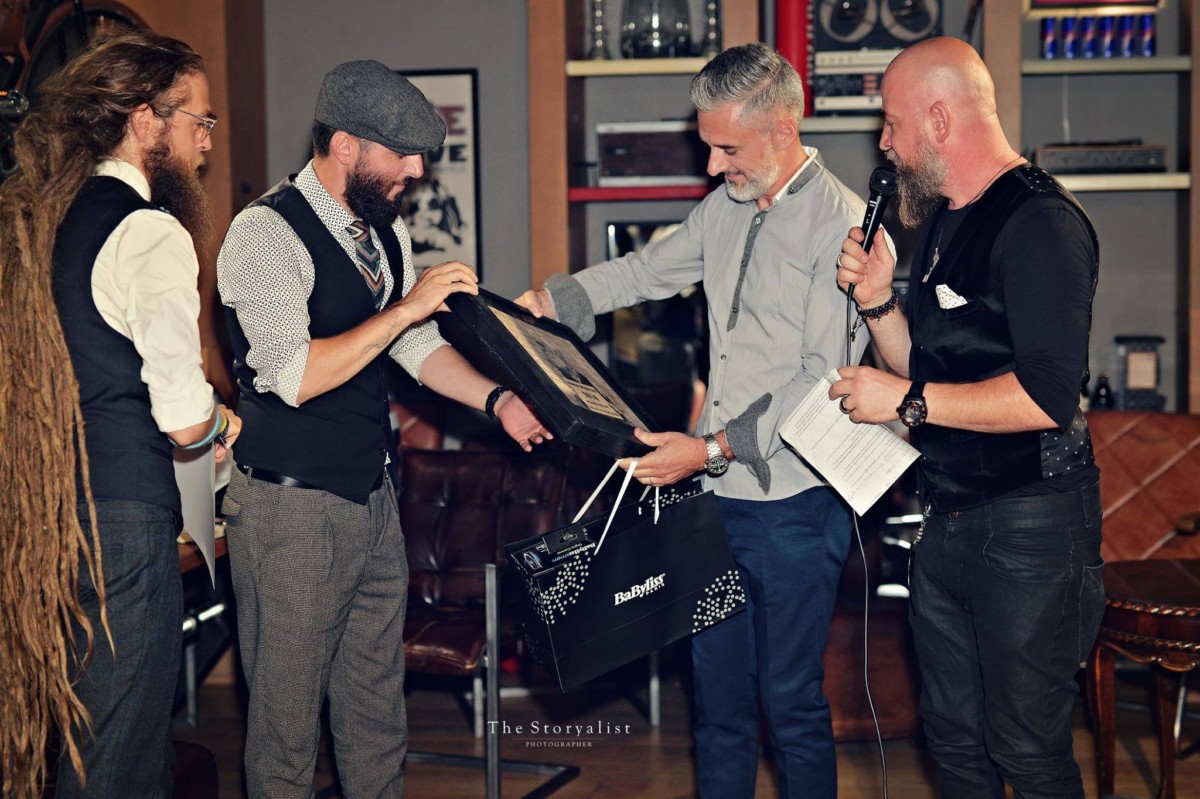 14285013_10153883321667338_587189350_o